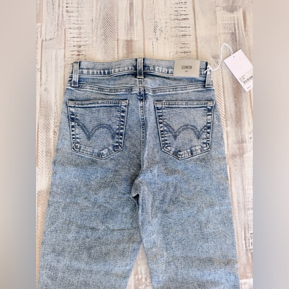 Edwin Bree Ankle Straight Cropped Jeans | Cosmic Wash - Picture 5 of 12